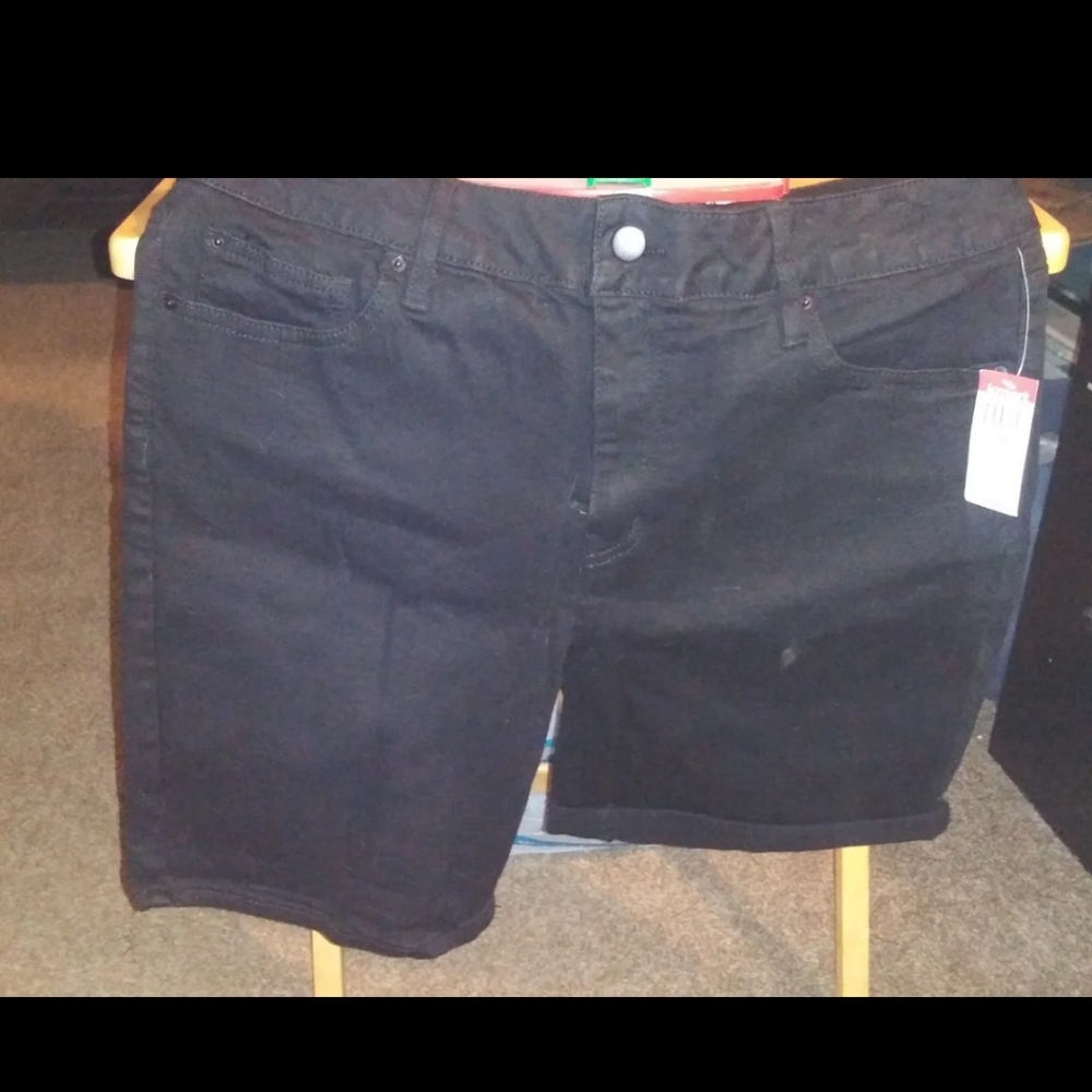 New size 16 women jean shorts